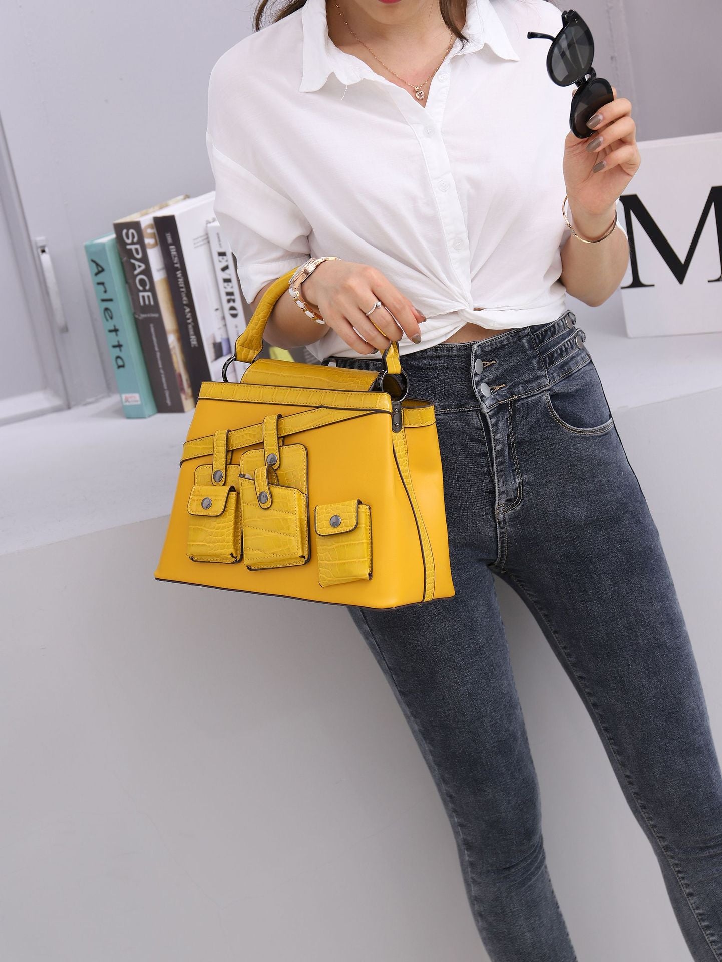 Hand-held crossbody denim tote bag