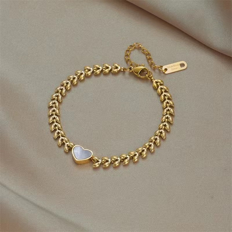 Titanium Steel 18K Gold Retro Heart-shaped Shell Wheat Bracelet
